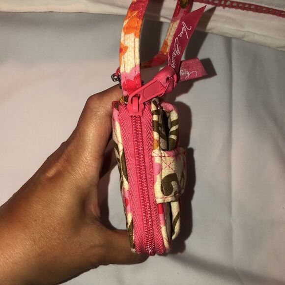 Vera Bradley Folkloric Coral Green Quilted Floral Wallet Wristlet - Picture 10 of 13